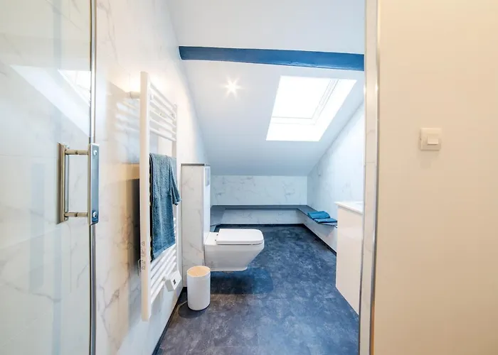 Le Grand Dupont Du Parc Ste-marie - Insolites